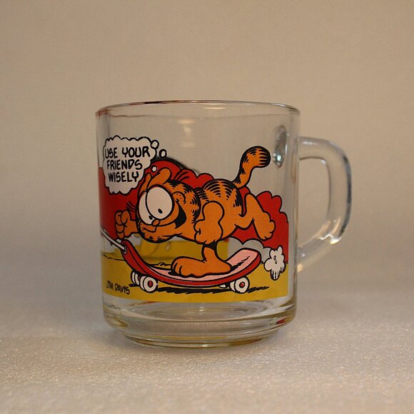 1978 VTG (47 Yrs Old)Garfield,Odie, McDonalds Glass Mug Use Your Friends Wisely - Picture 1 of 8